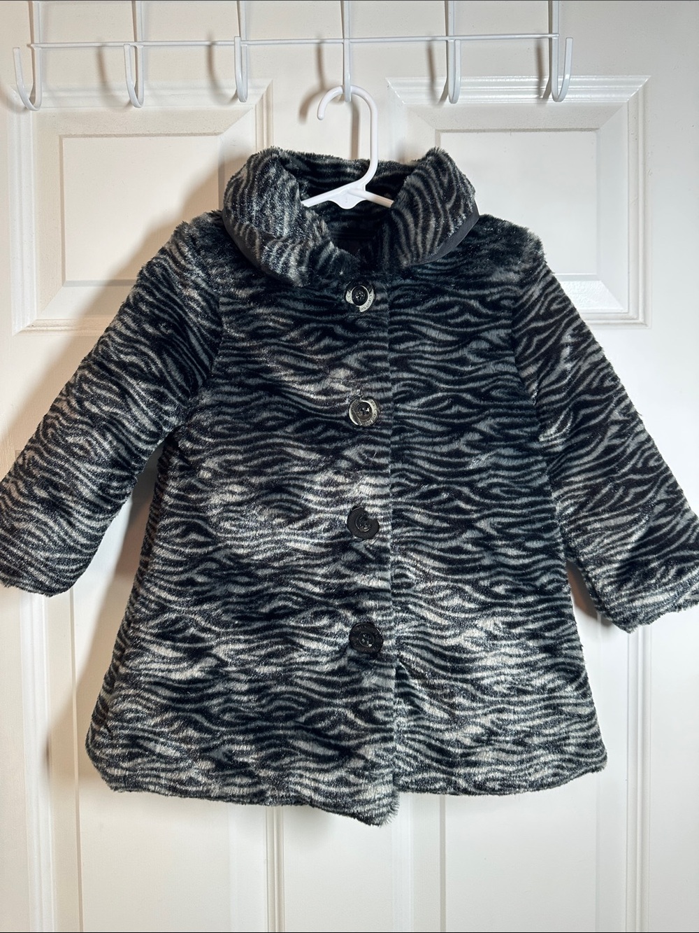 EUC/Like New IMO Calvin Klein Kids Black & Gray Zebra-Print Pea Coat Sz 2T